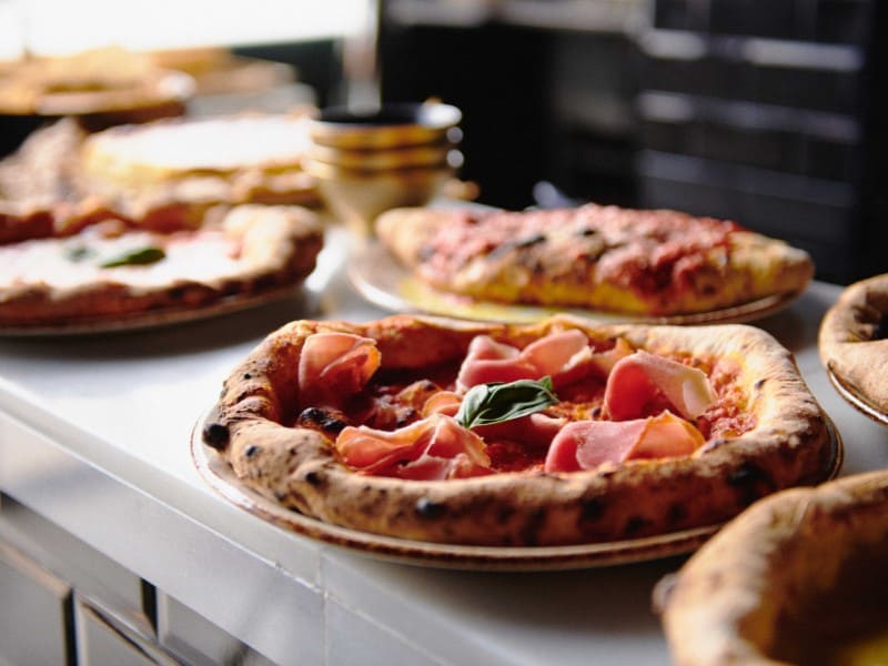 Cómo mantener tu pizzería abastecida y eficiente