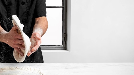 Técnicas de amasado en bases de pizza